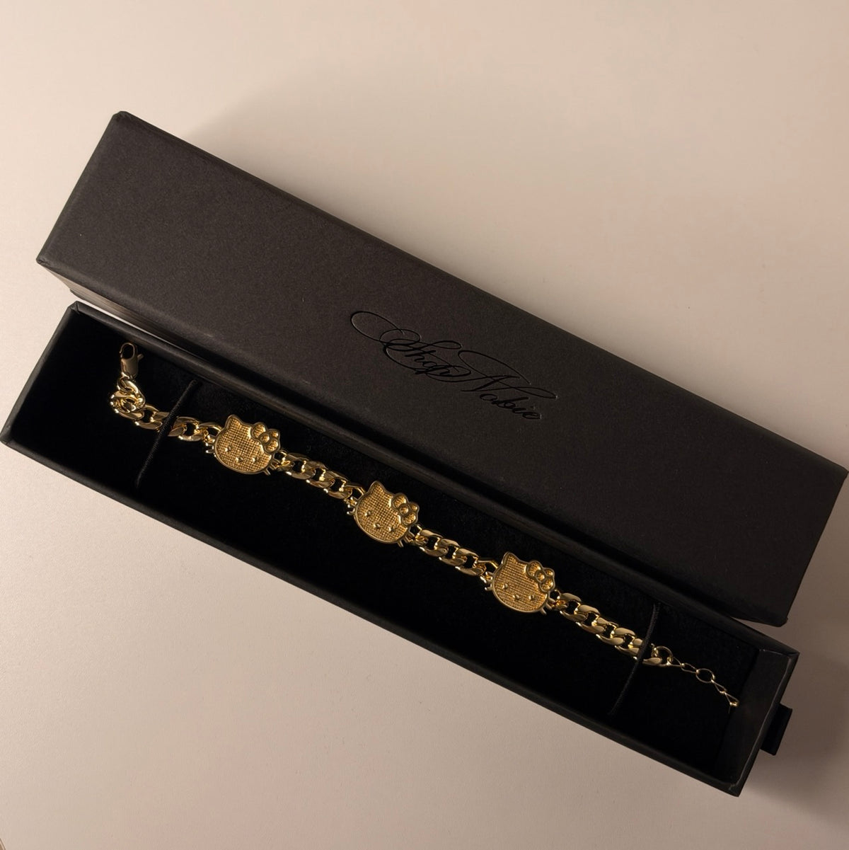 HK Face Chain Bracelet